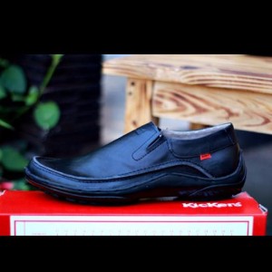 Sepatu Kickers Slide Black Tokopedia