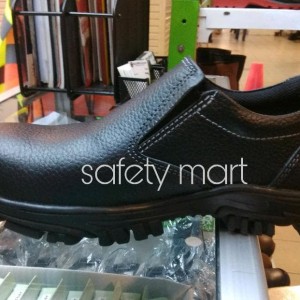 Safety Shoes Atau Sepatu Safety Kulit Red Parker Tokopedia