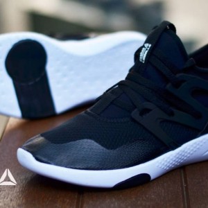 Sepatu Reebok Lesmills New Sport Tokopedia