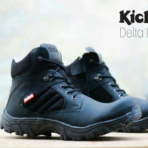 Kickers Boots Safety Ujung Besi Kulit Hitam Sepatu Tracking Adventure Kerja Motor Retsleting Tali Tokopedia