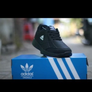 Sepatu Sekolah Adidas Bahan Karet Hitam Polos Tokopedia