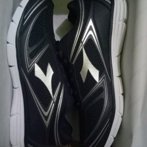 Sepatu Diadora Donzel Navy Original Tokopedia
