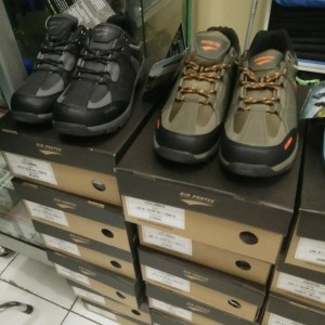 Sepatu Outdoor Air Protec Columbia Warna Dan Size Lihat Deskripsi Tokopedia