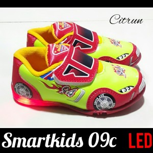 Sepatu Anak Laki Laki Led Trekkers Racing Cars Tokopedia