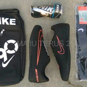 Paket Hemat Sepatu Futsal Komplit Tokopedia