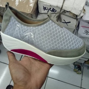 Sepatu Cewek Kets Keren Tokopedia