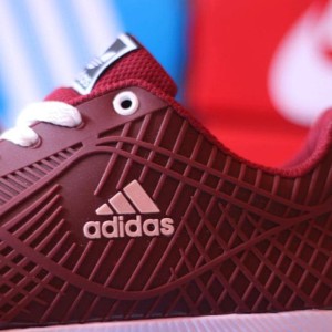 Sepatu Olahraga Adidas Bahan Karet Merah Maroon Tokopedia