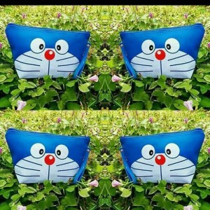 Diskon Tas Kosmetik Pouch Karakter Doraemon Sablon Tokopedia