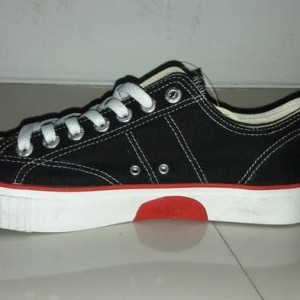 Sepatu Warior Putih Pendek Tokopedia