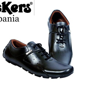 Sepatu Gaya Pria Kickers Casual Slop Suede Tokopedia