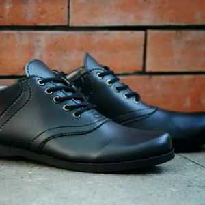 Sepatu Sneakers Adidas Pria Tokopedia