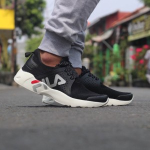 Sepatu Pria Fila Grade Original Tokopedia