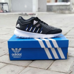 Sepatu Olahraga Adidas Bahan Karet Abu Abu Tokopedia