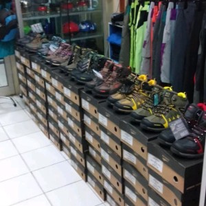 Sepatu Outdoor Air Protec Columbia Warna Dan Size Lihat Deskripsi Tokopedia