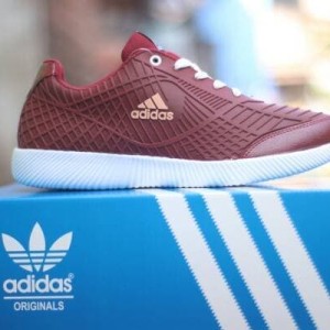 Sepatu Olahraga Adidas Bahan Karet Merah Maroon Tokopedia