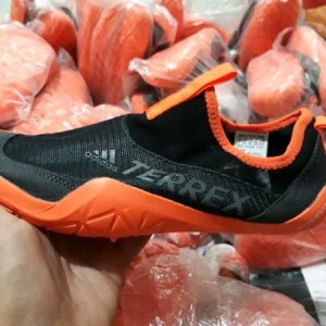 Adidas Climacool Jawpaw I Premium Quality I Adidas Jawpaw I Sepatu Slop I Sepatu Slipon I Sepatu Pantai Tokopedia