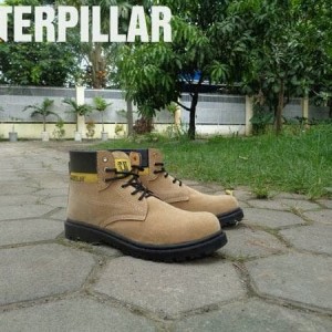 Sepatu Caterpillar Sefty Cream Tokopedia