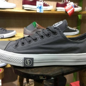 Sepatu Converse Undefeated Low Grey Premium Murah Tokopedia