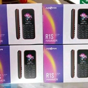 Advan Hammer R1d Warna Hitam Tokopedia