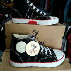 Sepatu Warrior Pria Sepatu Sekolah Tokopedia