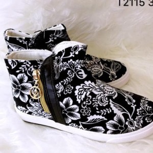 Sepatu Anak Cewek Import Bunga Sepatu Led Anak Perempuan Import Bunga Tokopedia
