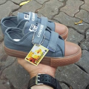 Sepatu Anak Converse Kids Sol Gum Allstar Kids Sepatu Sekolah Anak Sd Tokopedia