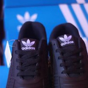 Sepatu Sekolah Adidas Bahan Karet Hitam Polos Tokopedia