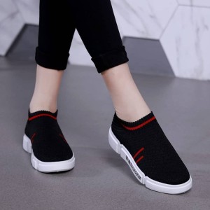 Sepatu Wanita Slip On Hitam Tokopedia
