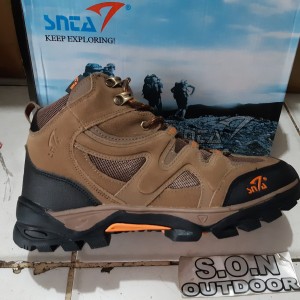 Sepatu Gunung Snta Type 491 Warna Green Yellow Sepatu Hiking Pria Tokopedia