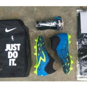 Paket Komplit Sepatu Bola Nike Size 39 43 Tokopedia