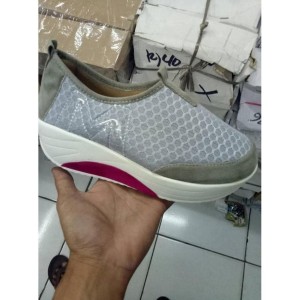 Sepatu Cewek Kets Keren Tokopedia