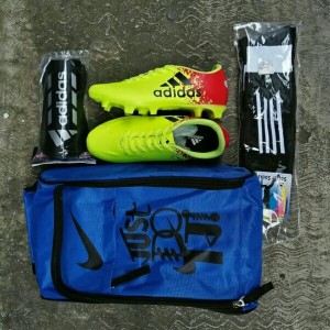 Paket Lengkap Sepatu Bola Adidas 11questra Tokopedia