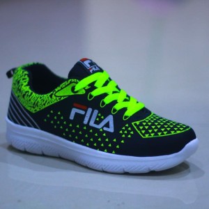 Sepatu Fila Sneakers Pria Tokopedia