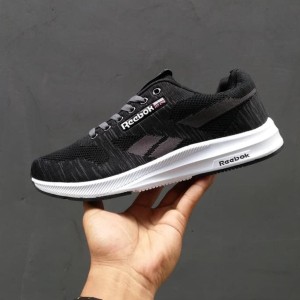Fenomenal Sepatu Reebok Ventilation Import Tokopedia