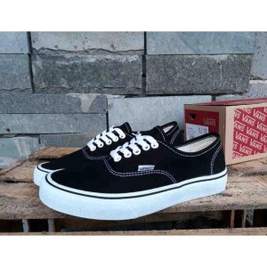 Vans Autentic Sepatu Cowok Tokopedia