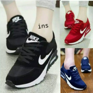 Sepatu Sneaker Pria Tokopedia