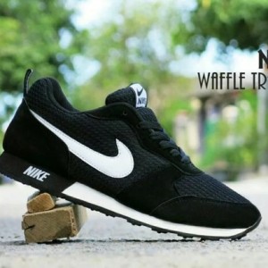 Sepatu Pria Nike Waffle Trainner Hitam Kuning Sport Joging Olahraga Lari Kets Tokopedia