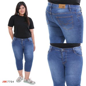 Celana Pendek Jeans Skinny Super Jumbo Wanita Size 39 42 Tokopedia
