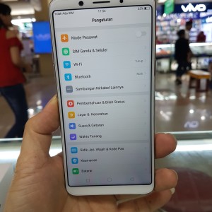 Oppo F5 32gb Ram 4gb Resmi Oppo Free Tongsis Tokopedia