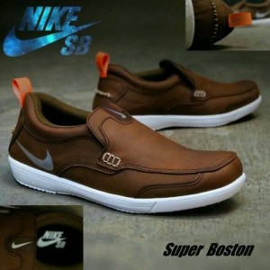 Sepatu Pria Sepatu Olahraga Sepatu Sneakers Tokopedia