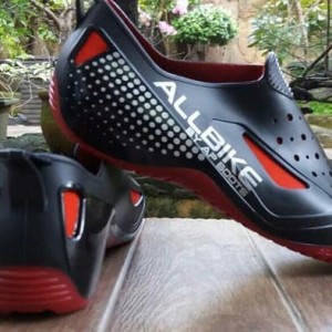 Sepatu Sepeda Sepatu Karet Anti Air Tokopedia