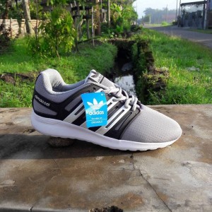 Sepatu Sport Adidas Climacool Abu Abu Casual Sport Pria Tokopedia