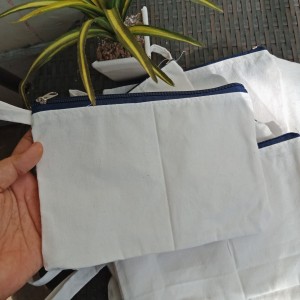 Pouch Kosmetik Free Sablon Tokopedia