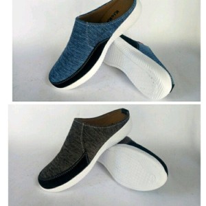 Sepatu Sandal Pria Casual Terbaru Ringan Banget Slop Selop Flat Sendal Kasual Cowok Tokopedia