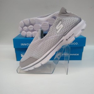 Sepatu Slip On Sketcher Wanita Tokopedia