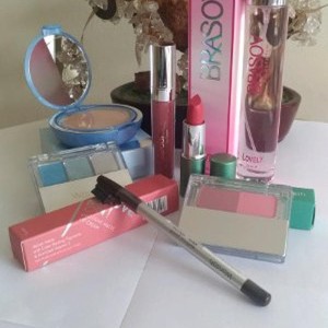 Wardah Paket Kosmetik 6 Tokopedia