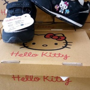 Sepatu Ando Hello Kitty Terbaru Sepatu Anak Perempuan Hitam Putih Tokopedia