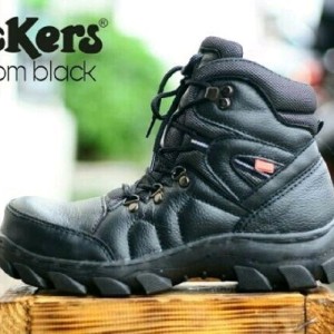 Sepatu Kickers Byson Safety Shoes Kulit Asli Ujung Besi Tokopedia