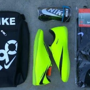 Paket Hemat Dan Komplit Sepatu Futsal Nike Tokopedia