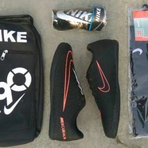 Paket Hemat Dan Komplit Sepatu Futsal Nike Tokopedia